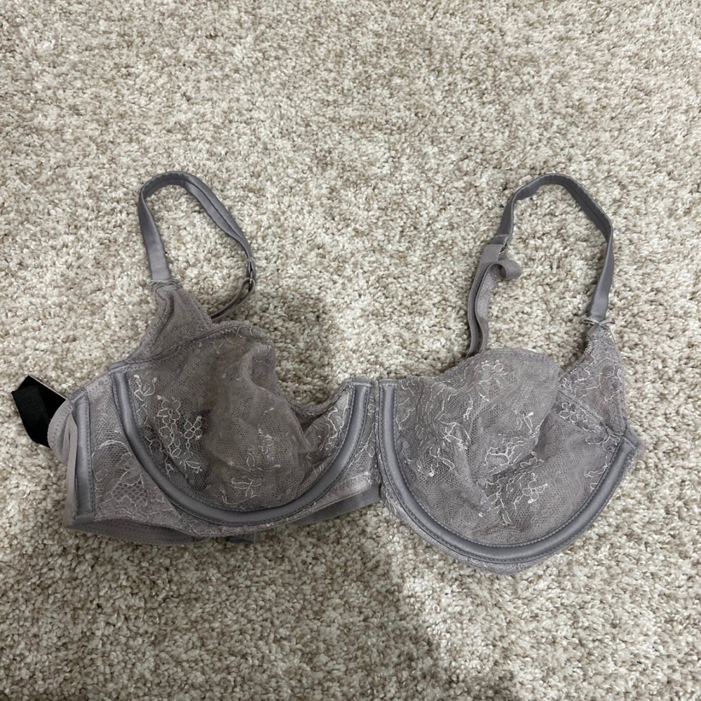 Victoria Secret Pink 34C Grey Lace Bralette